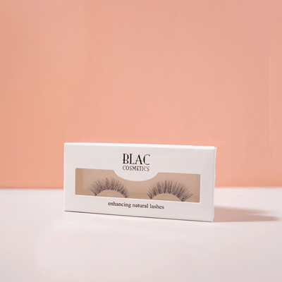 Enhancing Natural Lashes